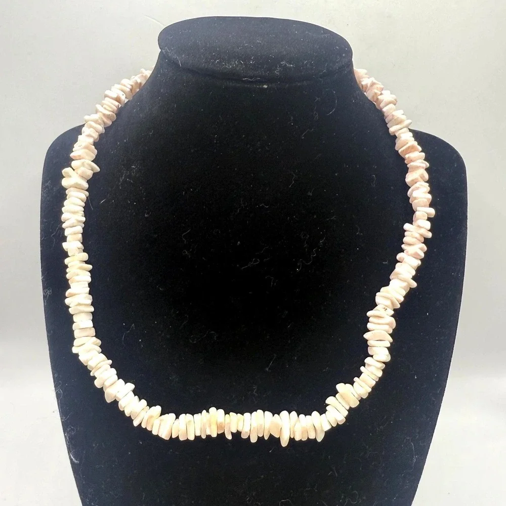 Pink Shell Chip Necklace Natural‎ Shell Beaded Necklace